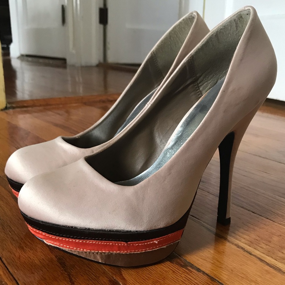 Qupid Beige, brown, & orange Stilettos